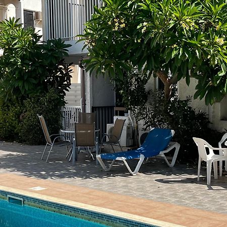 Theodoros Apt.22 파라림니 외부 사진