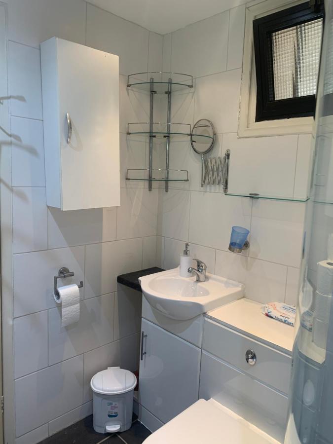 Theodoros Apt.22 파라림니 외부 사진