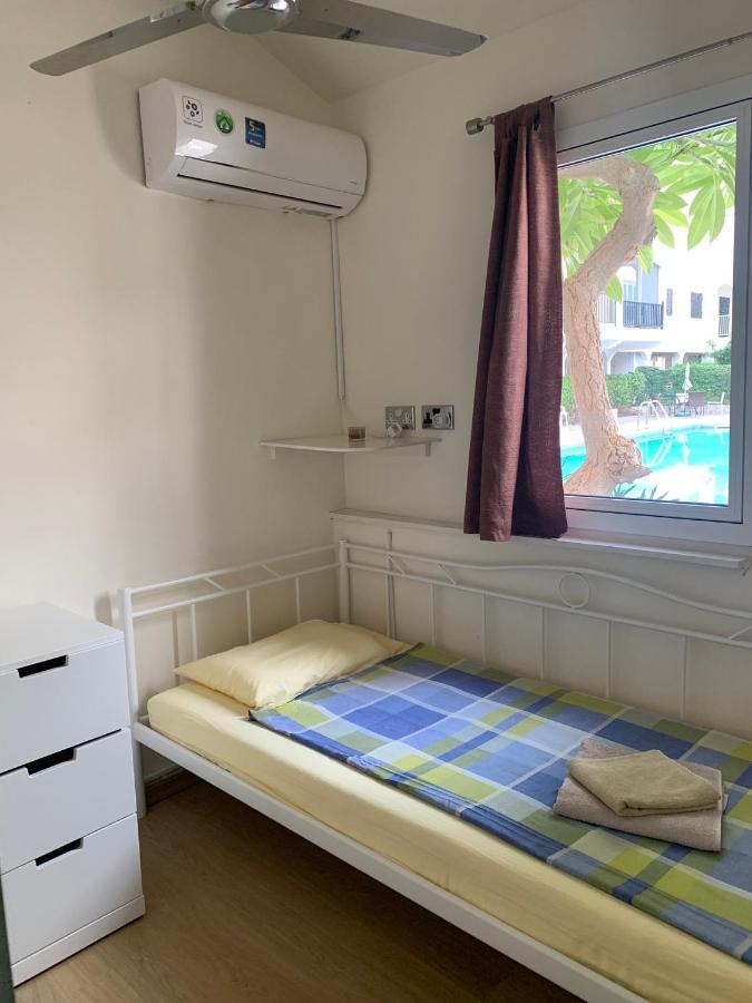 Theodoros Apt.22 파라림니 외부 사진