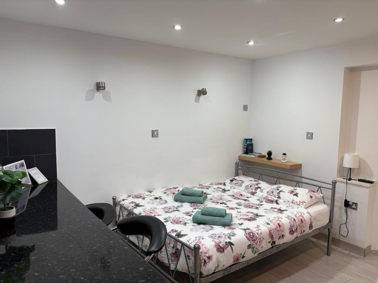 Theodoros Apt.22 파라림니 외부 사진